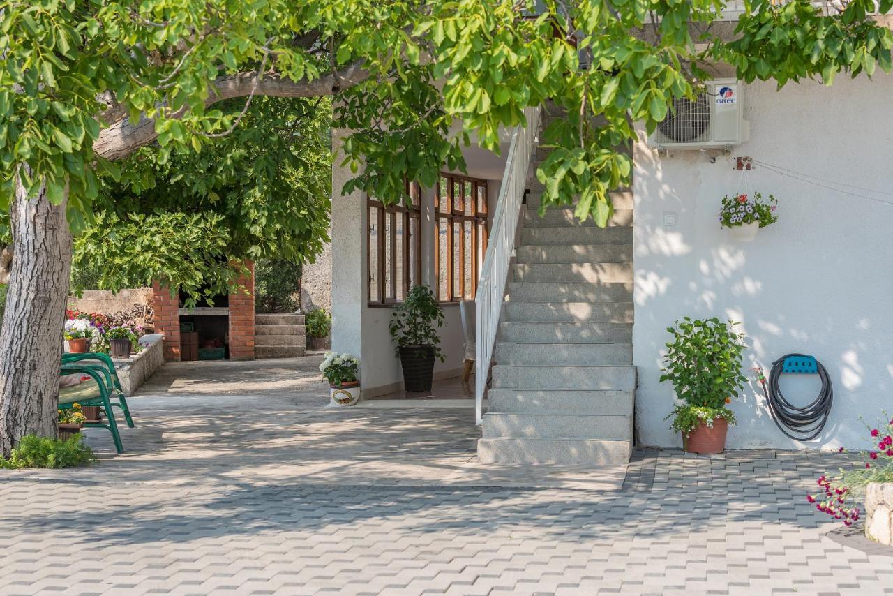 Apartment Strawberry Makarska Exterior foto